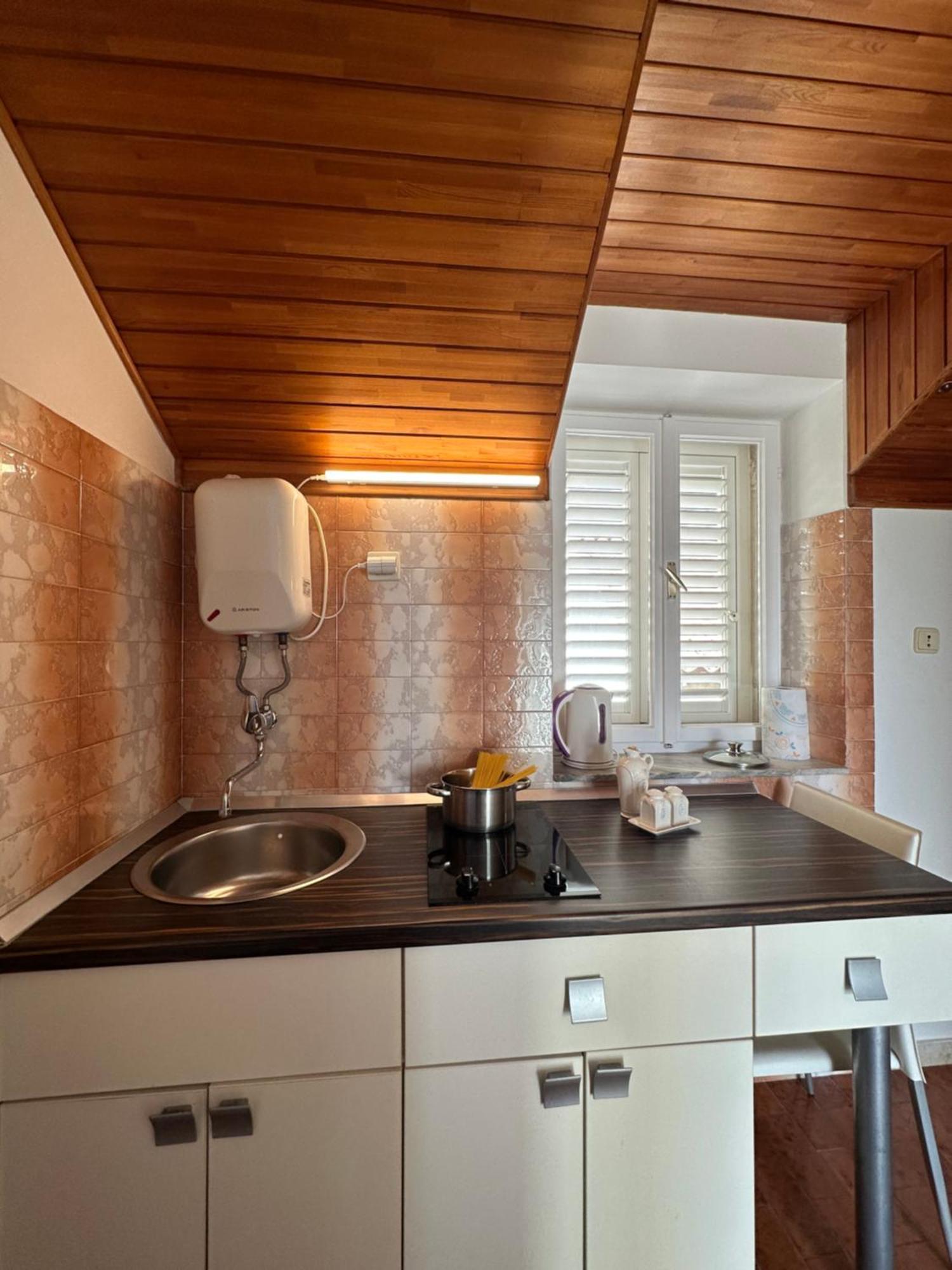 Guest House Katic ดูบรอฟนิก ภายนอก รูปภาพ